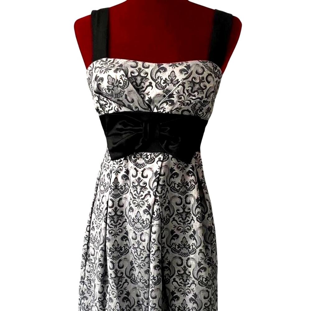 Speckless Black Silver Floral Sleeveless Formal Party Dress Satin Sash Size 9